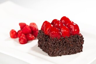 Frambuazlı Çikolatalı Pasta görseli