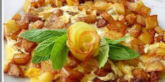 Küp Patates, Kapya Biber, Sucuk, Kaşarlı Omlet görseli