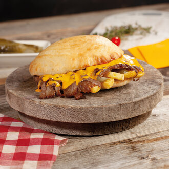 Tombik Ekmek Arası Cheddarlı Et Döner (100 Gr.) görseli