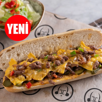Philadelphia Cheese Steak Sandviç görseli