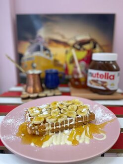 Ballı Muzlu Waffle (Büyük) görseli