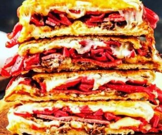 Tost Ekmeğine  Karışık Tost görseli