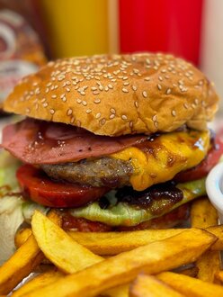 Yediler Steak Hamburger görseli