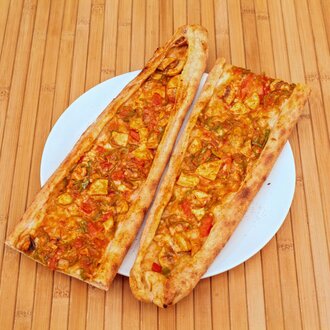 Tavuklu Pide (Açık) görseli
