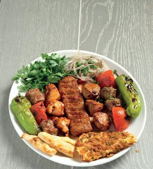 Karışık Kebap görseli