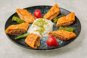 Sarma Beyti (Sarımsaklı) görseli