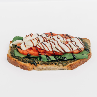 Burrata Tartine görseli