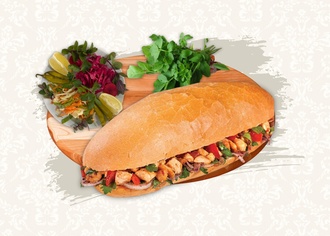 Yarım Ekmek Arası Tavuk Tantuni görseli