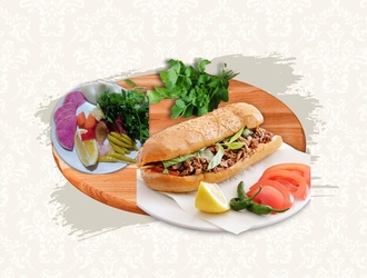 Yarım Ekmek Arası Et Tantuni görseli