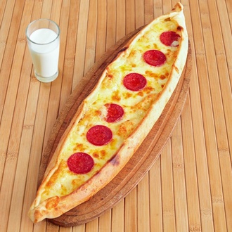 Kaşarlı Sucuklu Pide Menü görseli