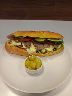 Kavurmalı Kaşarlı Sandviç görseli