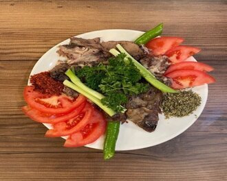 Yarım Kuzu Kelle görseli