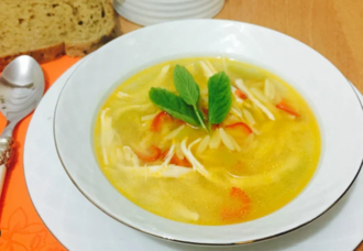 Tavuk Suyu Çorbası görseli