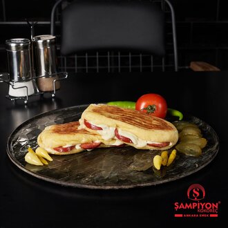 Bazlama Tost görseli