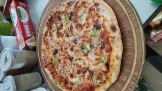 Kavurmalı Pizza görseli