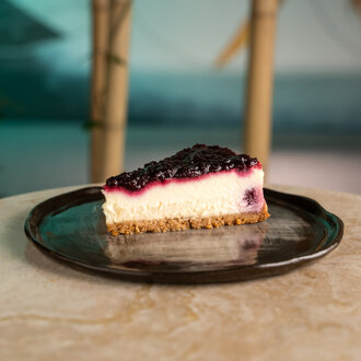 Orman Meyveli Cheesecake (Dilim) görseli