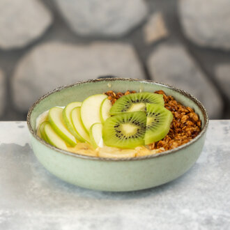 Meyveli Granola Bowl görseli