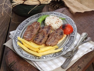 Izgara Köfte görseli