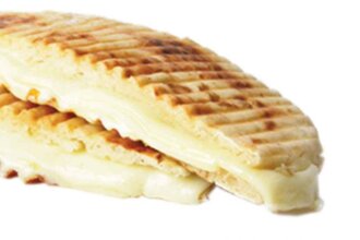 3 Dilim Kaşarlı Bazlama Tost görseli