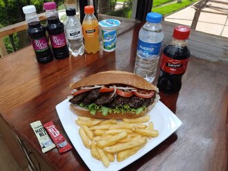 3'Te 3'Lük Porsiyon Ekmek Arası Köfte Menü görseli