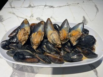 Baharat Çeşnili Midye Dolma (1 Kg.) görseli