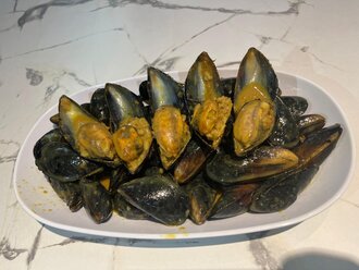 Köri Soslu Midye Dolma (1 Kg.) görseli