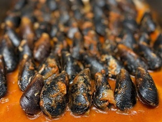 Özel Soslu Midye Dolma görseli