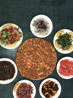 Lahmacun görseli