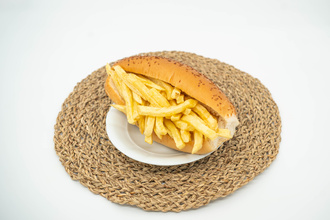 Yarım Ekmek Arası Kaşarlı Patso görseli