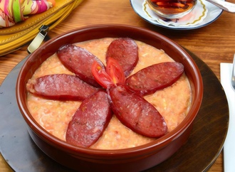 Sucuklu Menemen görseli