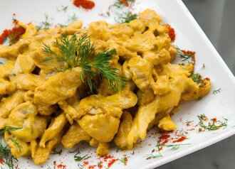 Köri Soslu Tavuk görseli