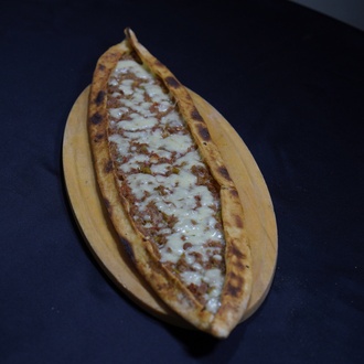 Kıymalı Kaşarlı Pide görseli