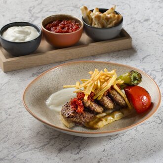 Izgara Köfte görseli