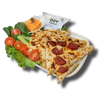 Sucuklu Kaşarlı Gözleme görseli