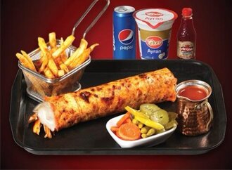 Kaşarlı Hatay Usulü Tavuk Döner Menü(90g) görseli