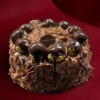 Akışkan Çikolata Profiterollü Pasta (8 Kişilik) görseli