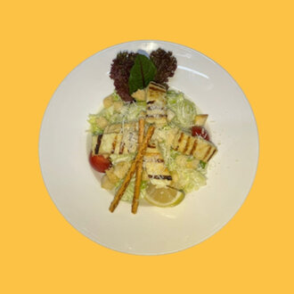 Hellimli Sezar Salata görseli