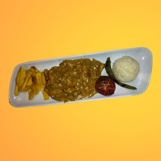 Köri Soslu Tavuk Tava görseli