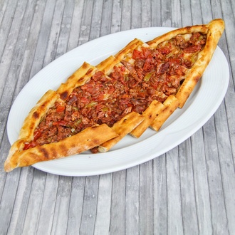 Kuşbaşılı Pide görseli