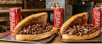 3'Lü Kuzu Kokoreç & 3 Adet (330 Ml.) Coca Cola görseli