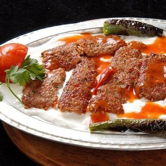 Yoğurtlu Kebap görseli