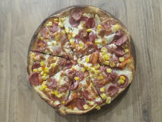 Hot Dog Pizza görseli