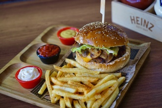 Mushroom Burger görseli