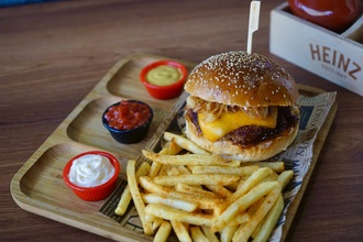 Sweet Master Burger görseli