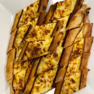 Kaşarlı Yumurtalı Pide (1,5 Porsiyon) görseli