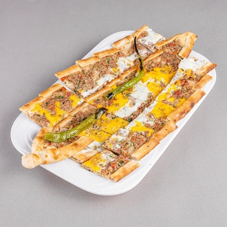 Kıymalı Yumurtalı Kaşarlı Pide (1,5 Porsiyon) görseli