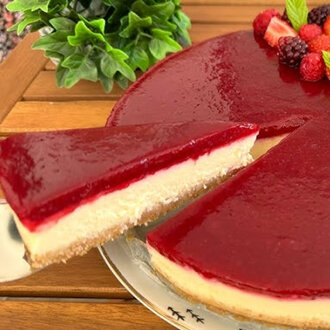 Orman Meyveli Cheesecake görseli