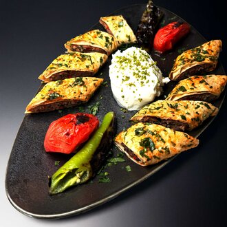 Beyti Kebap Tavuk Dönerden 1 Porsiyon görseli