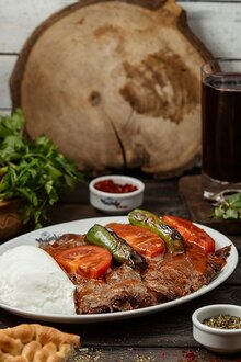 1 Porsiyon Beyoğlu İskender görseli