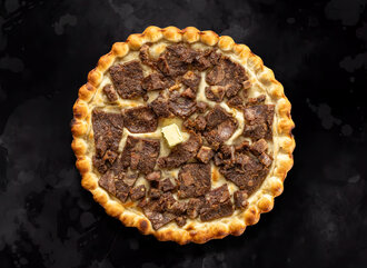 Tereyağlı Kavurmalı Yuvarlak Pide görseli